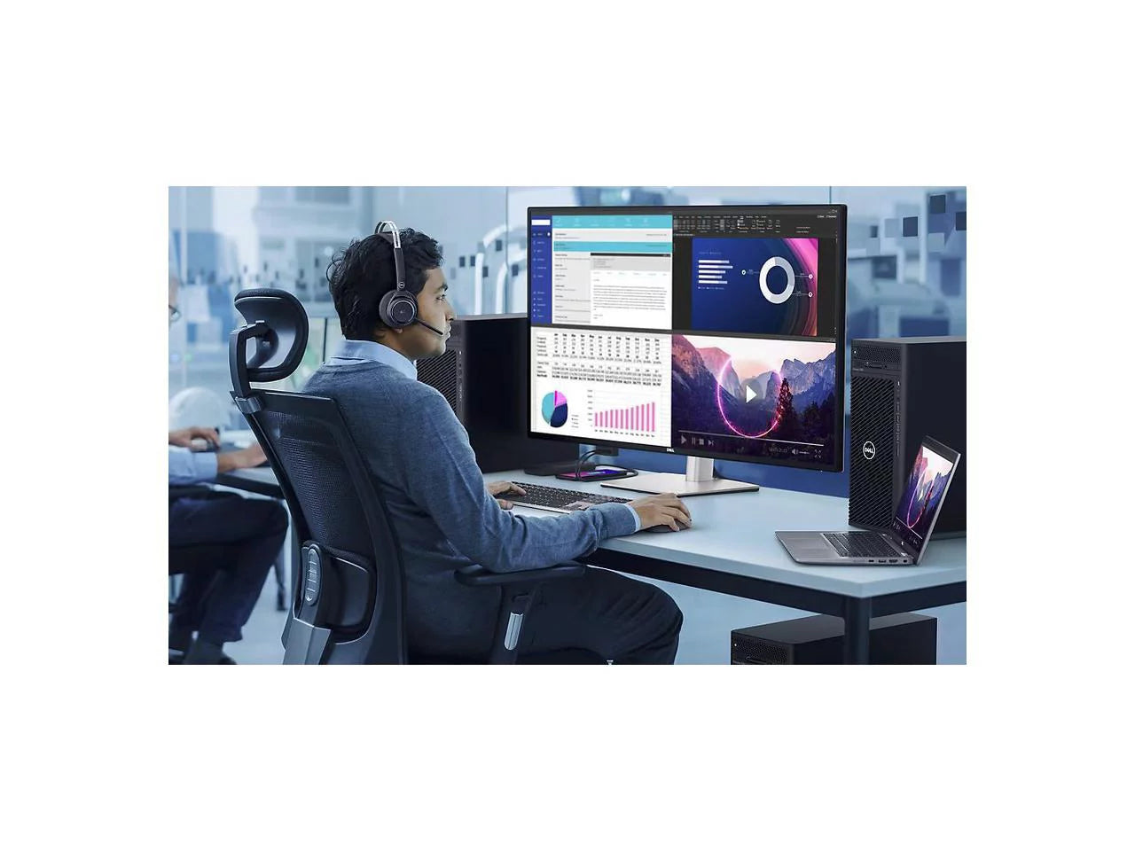 UltraSharp 42.5' UHD Monitors - 5 ms GTG - 3840 x 2160 (4K) - 350 Nit - IPS Panel - 16:9