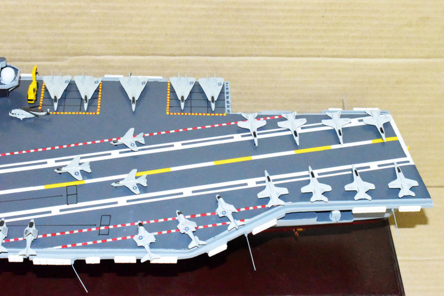 USS Saratoga CV-60 Aircraft Carrier Model,Navy,Scale Model,Mahogany,Forrestal Class