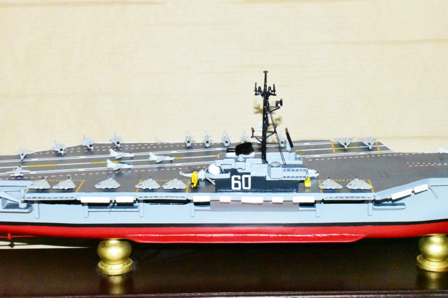 USS Saratoga CV-60 Aircraft Carrier Model,Navy,Scale Model,Mahogany,Forrestal Class